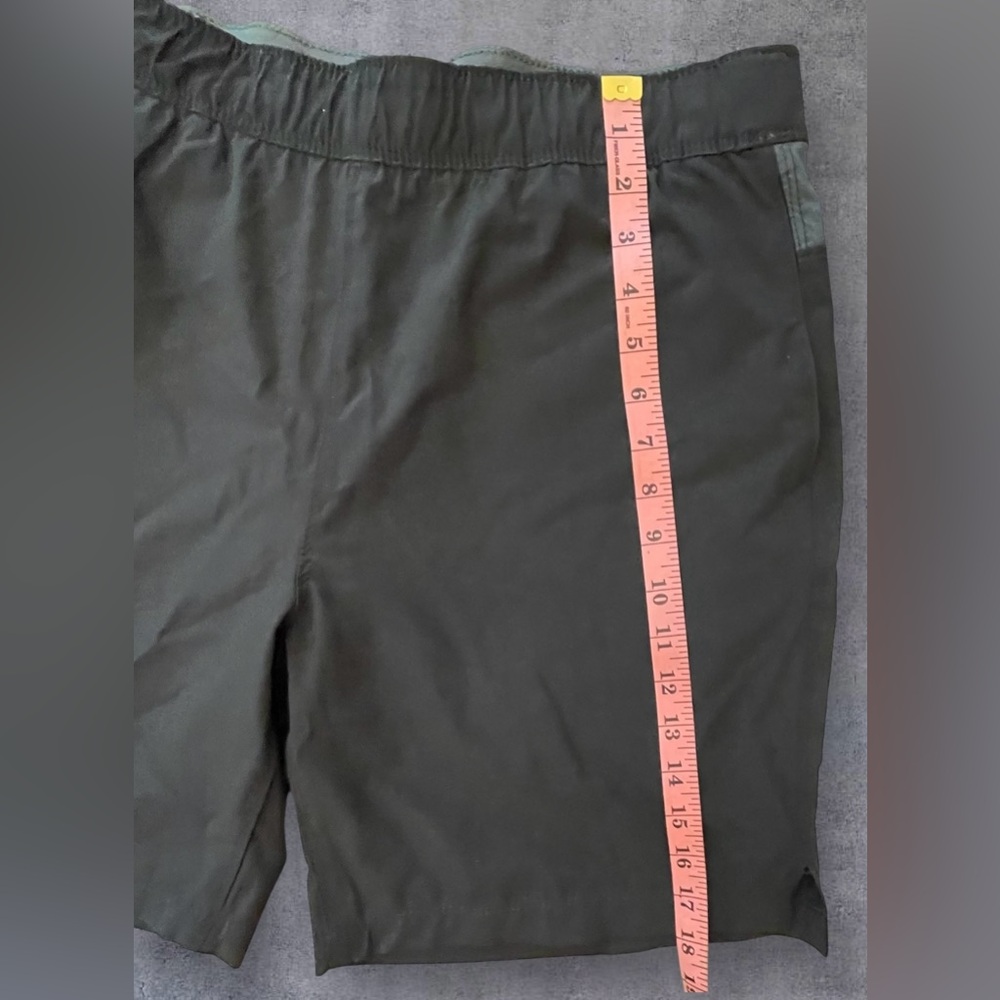 Speedo Shorts - Picture 2 of 7